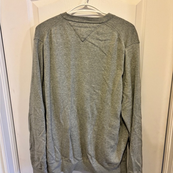 Tommy Hilfiger light grey cardigan size XL - Picture 4 of 4